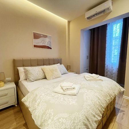 Aj Apartments, Hidden Gem In The Heart Of Tiranë Luaran gambar