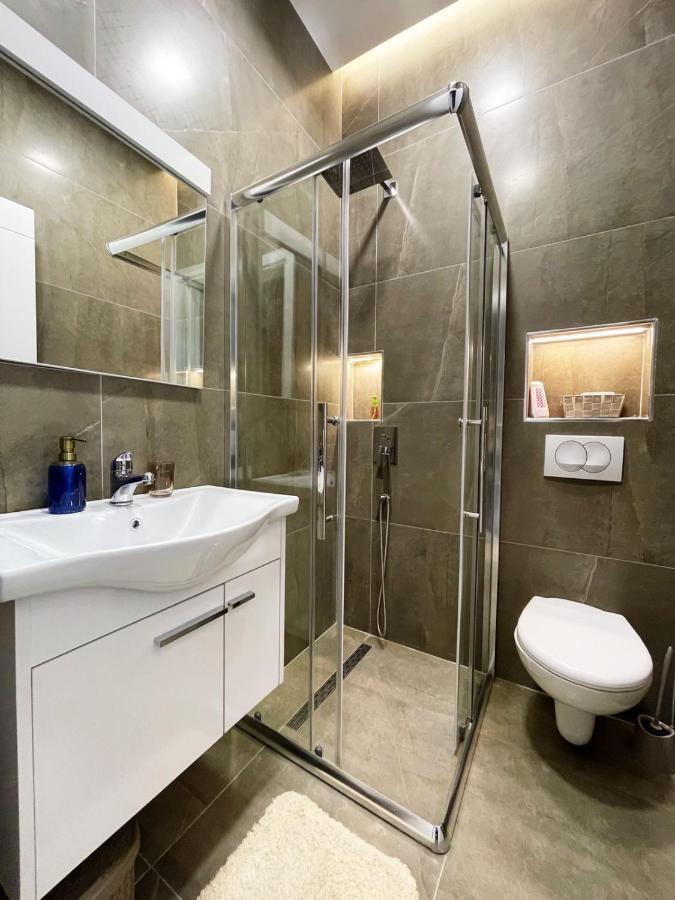 Aj Apartments, Hidden Gem In The Heart Of Tiranë Luaran gambar