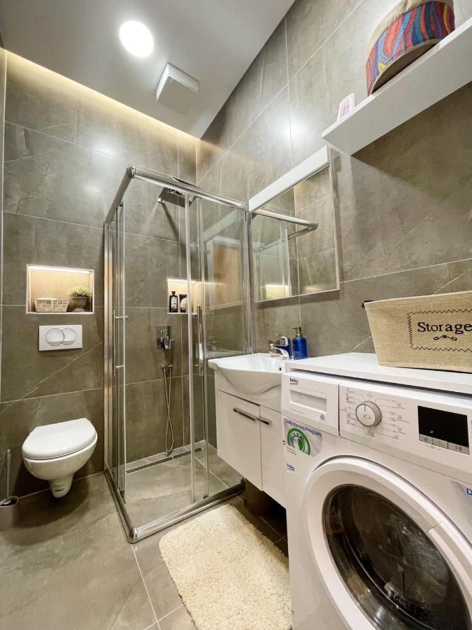 Aj Apartments, Hidden Gem In The Heart Of Tiranë Luaran gambar